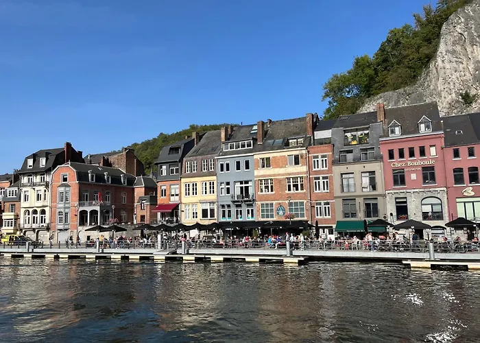 Les Terrasses De Sax Couette-café Dinant