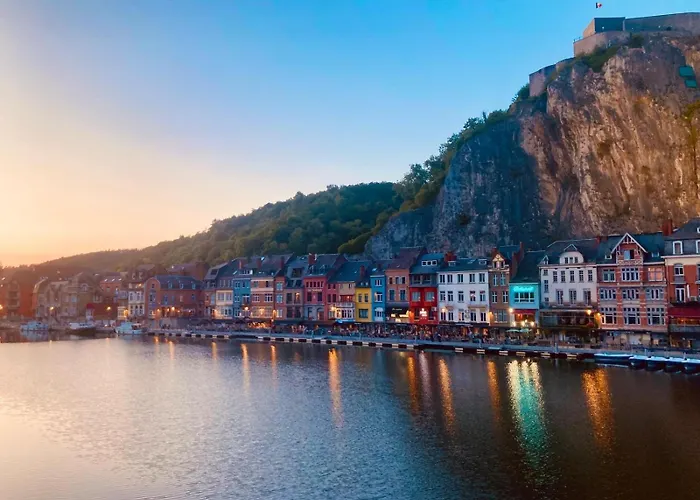 Les Terrasses De Sax Couette-café Dinant